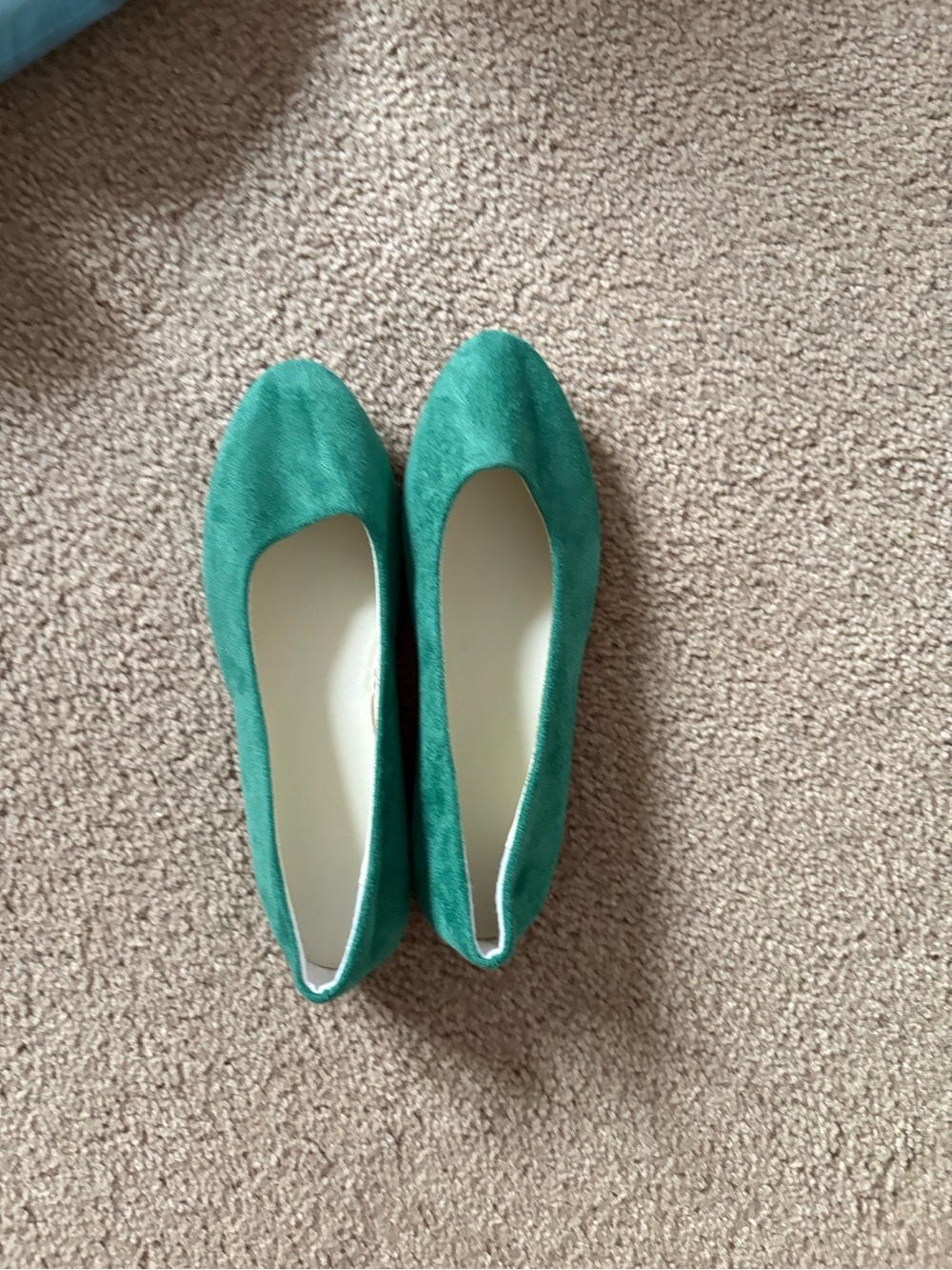 Women’s green Suede Ballet Flats